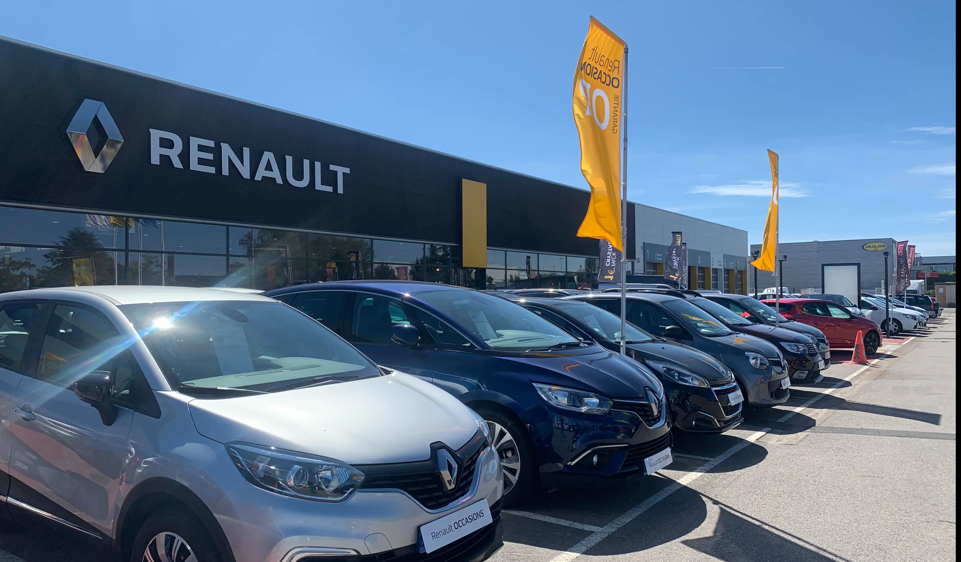 RENAULT Epinal BYmyCAR