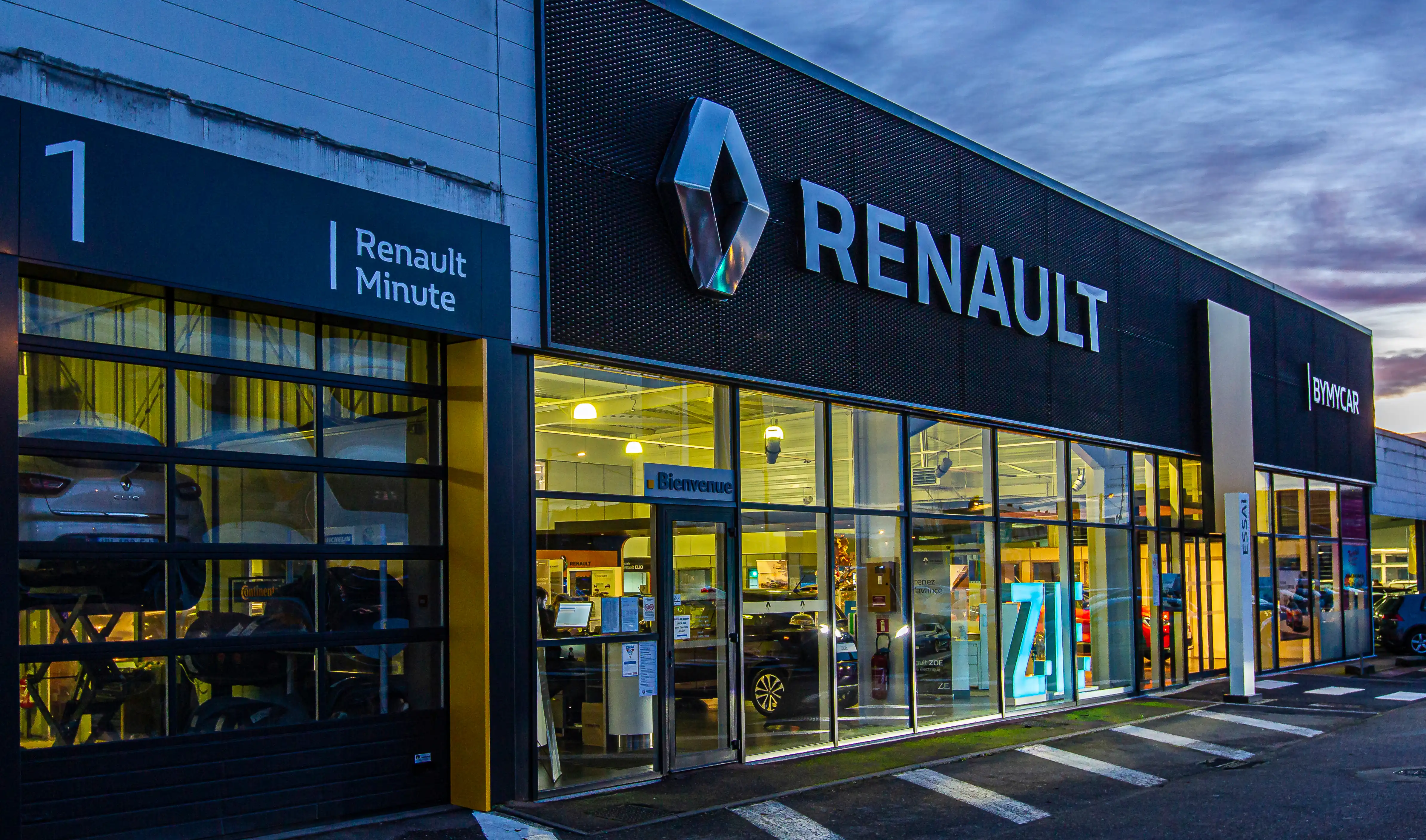 RENAULT Luneville BYmyCAR